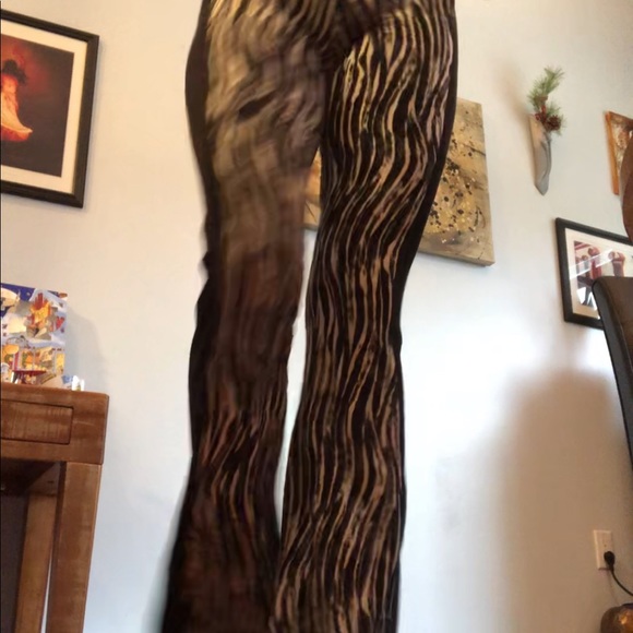 Flared Zebra-Print Pants - Picture 4 of 4